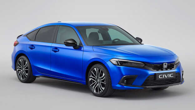 Honda Civic e:HEV con pack Carbon Style.