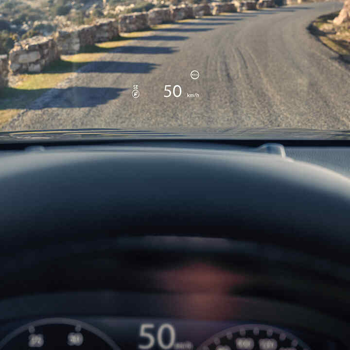 Primer plano del Head up Display del CR-V Híbrido.