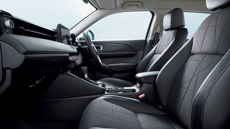 Vista lateral interior del Honda HR-V