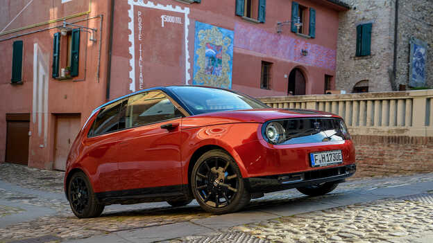 Nuevo Honda e Limited Edition en Platinum Crystal Red.