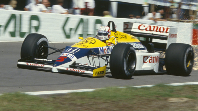 Keke Rosberg ganó el Gran Premio de Dallas en Estados Unidos en un coche Williams con motor Honda.