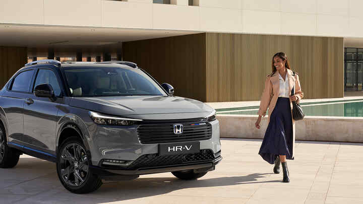 Honda HR-V Black Pack en la entrada