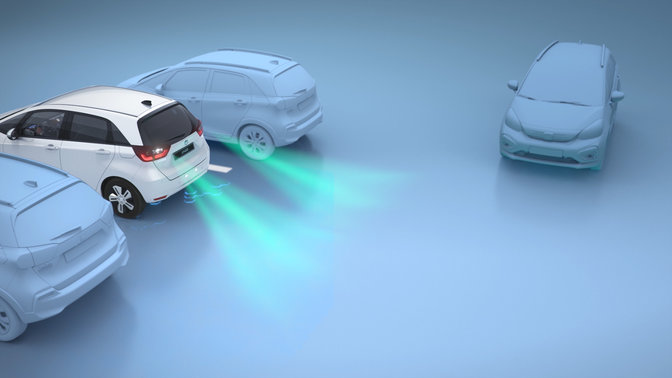 Señales de advertencia cuando un coche Honda da marcha atrás