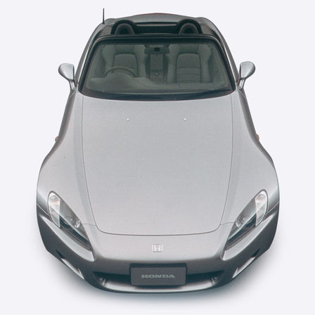 Vista a&eacute;rea de tres cuartos del Honda S2000.