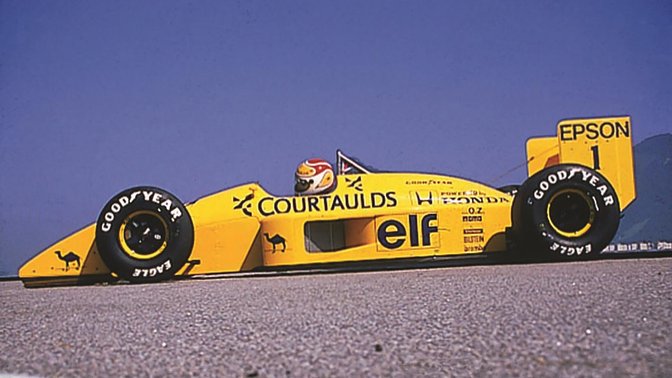 El exitoso Campeón del Mundo de F1 Nelson Piquet pilotó el Lotus 100T con motor Honda en la temporada de 1988.
