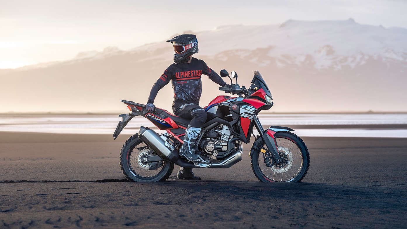 Un piloto en una motocicleta Honda