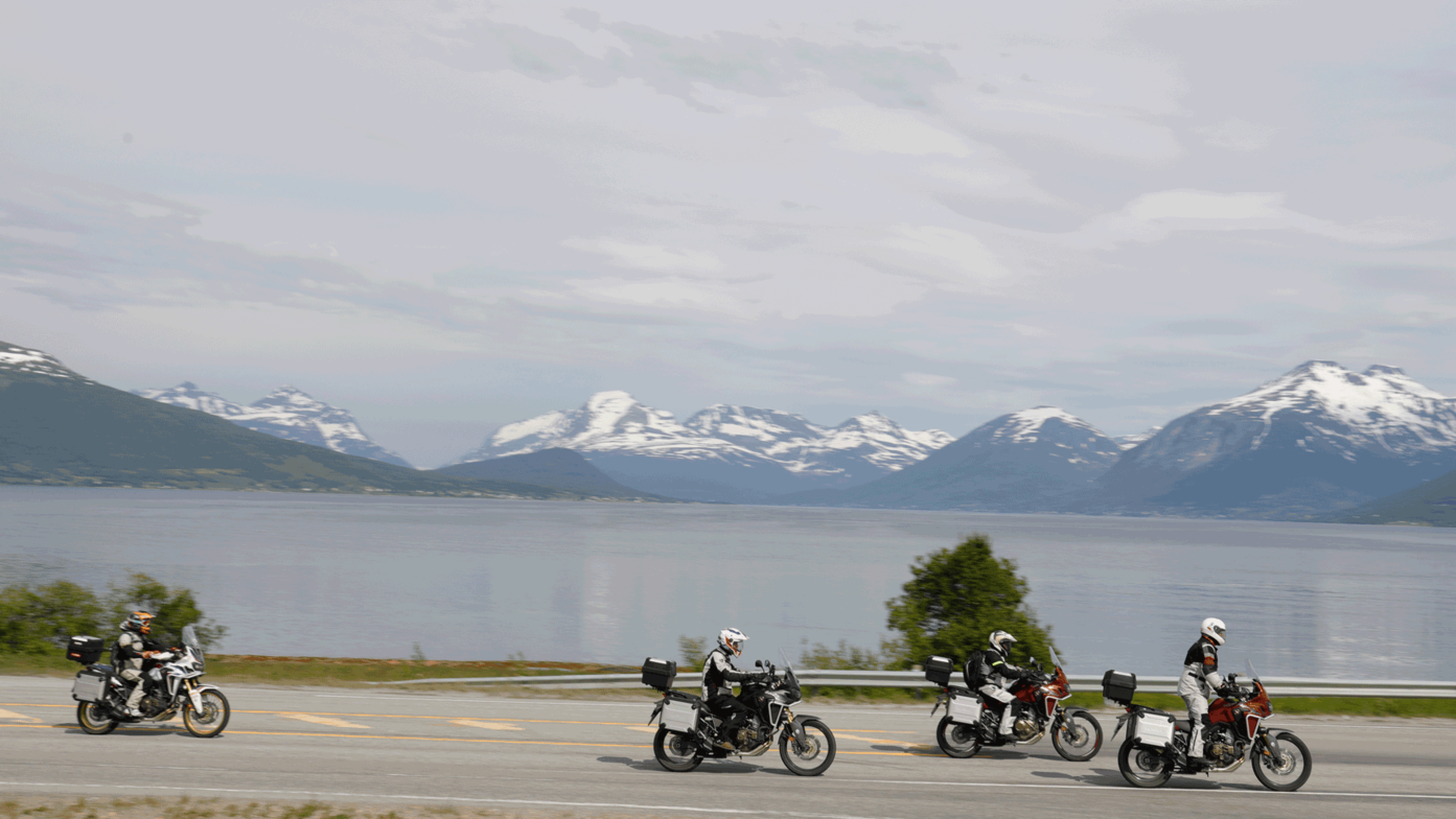 Honda Adventure Roads Nordkapp Dia 7 de Malangen a Alta motoristas