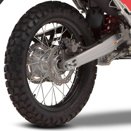 Honda CRF300L, distancia al suelo