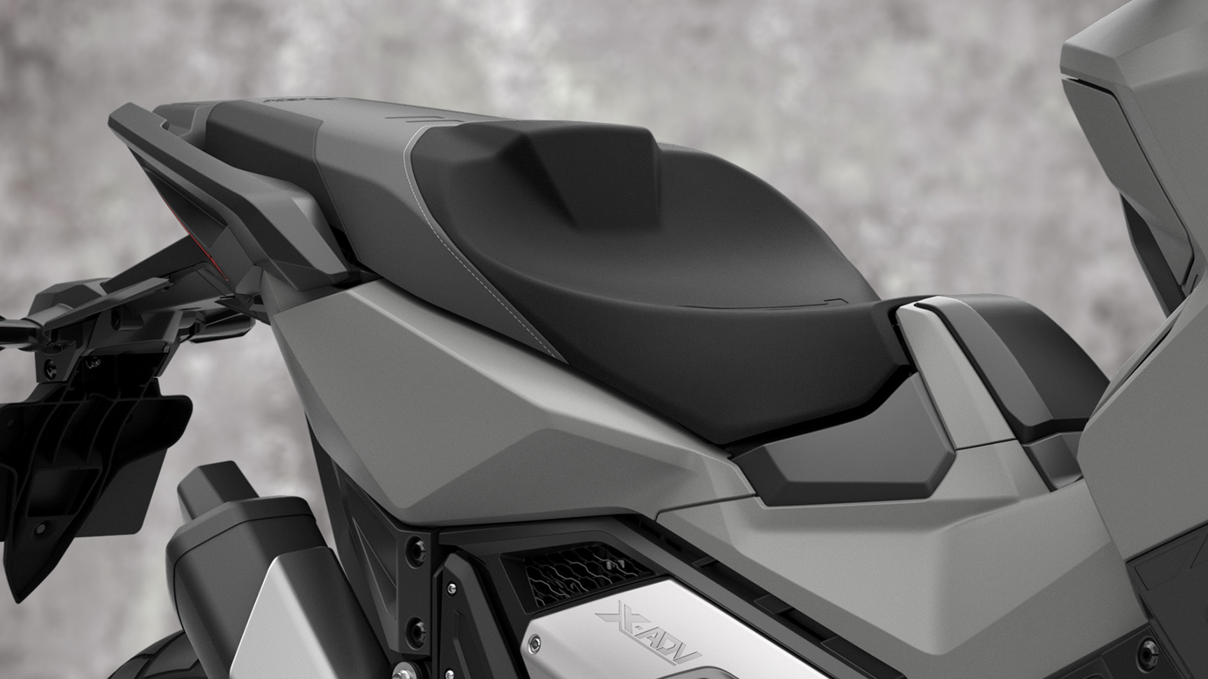 Primer plano del asiento de la motocicleta Honda X-ADV.