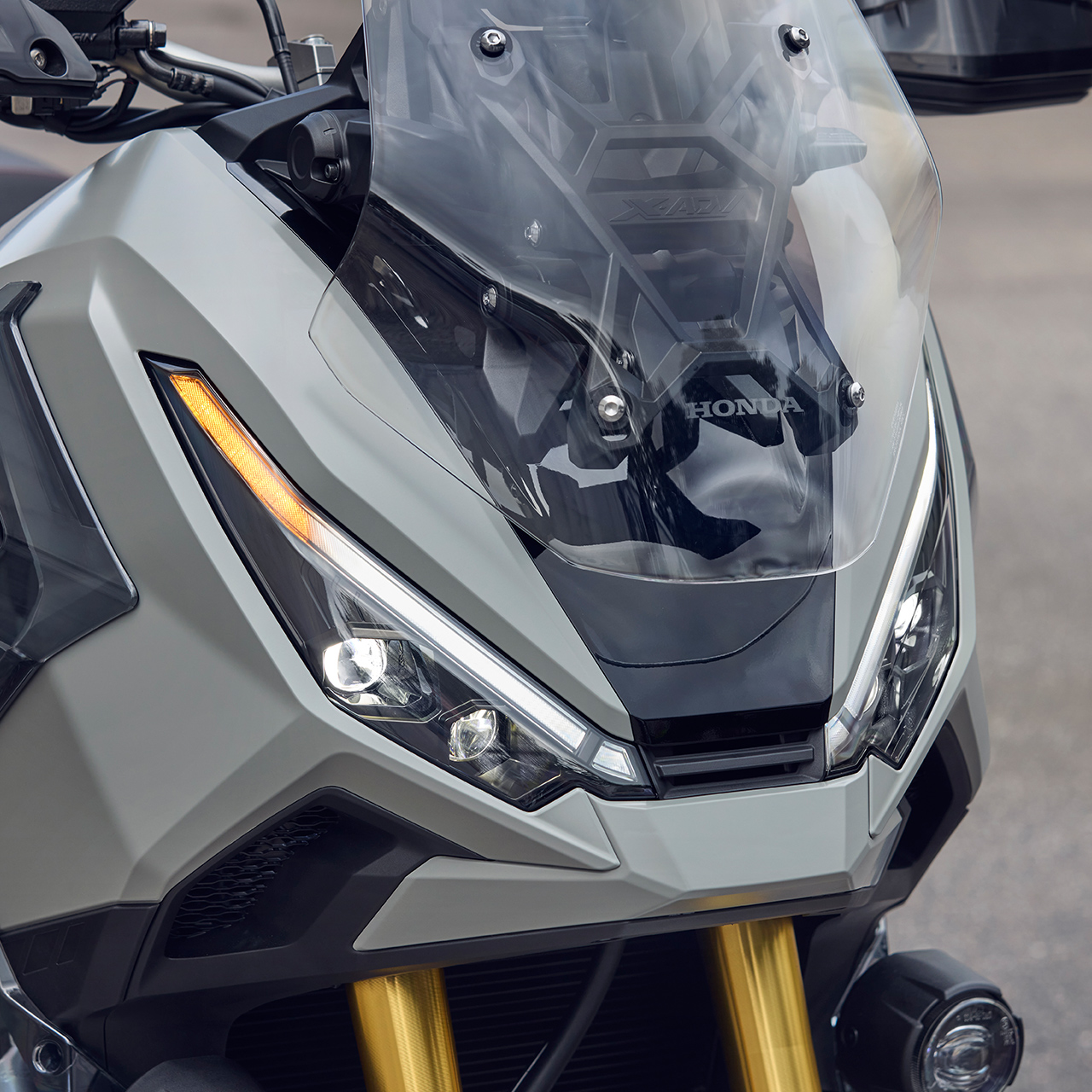 Faros delanteros LED de la X-ADV
