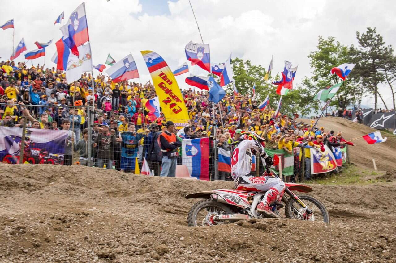 Tim Gajser corriendo