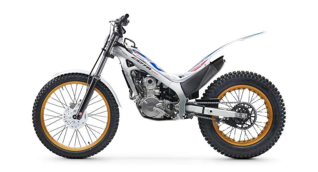 Montesa 4RT 260, lateral derecho