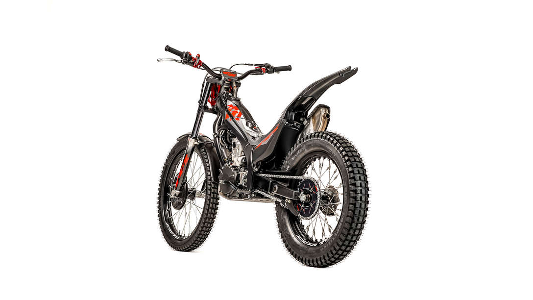 Imagen trasera de tres cuartos de Honda Montesa Cota 4RT 301RR, vista lateral izquierda.