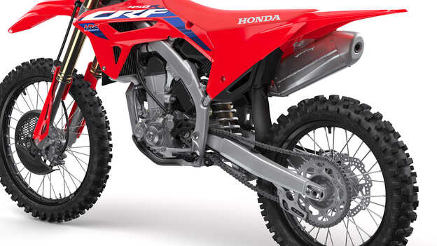 Bastidor de doble viga de aluminio de la Honda CRF450R, con el nuevo equilibrio de rigidez de nuestros pilotos.