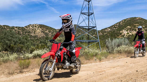 CRF110F Transmisión suave de 4 velocidades