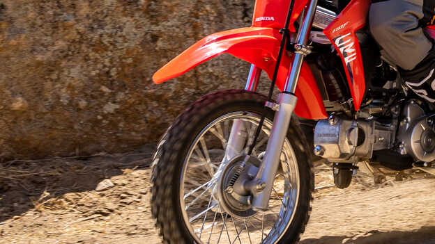 CRF110F Horquilla delantera telescópica convencional