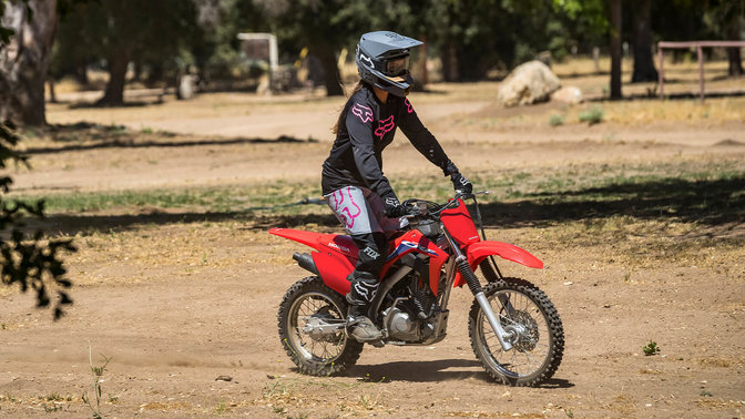 CRF125F, los jóvenes conductores pueden progresar