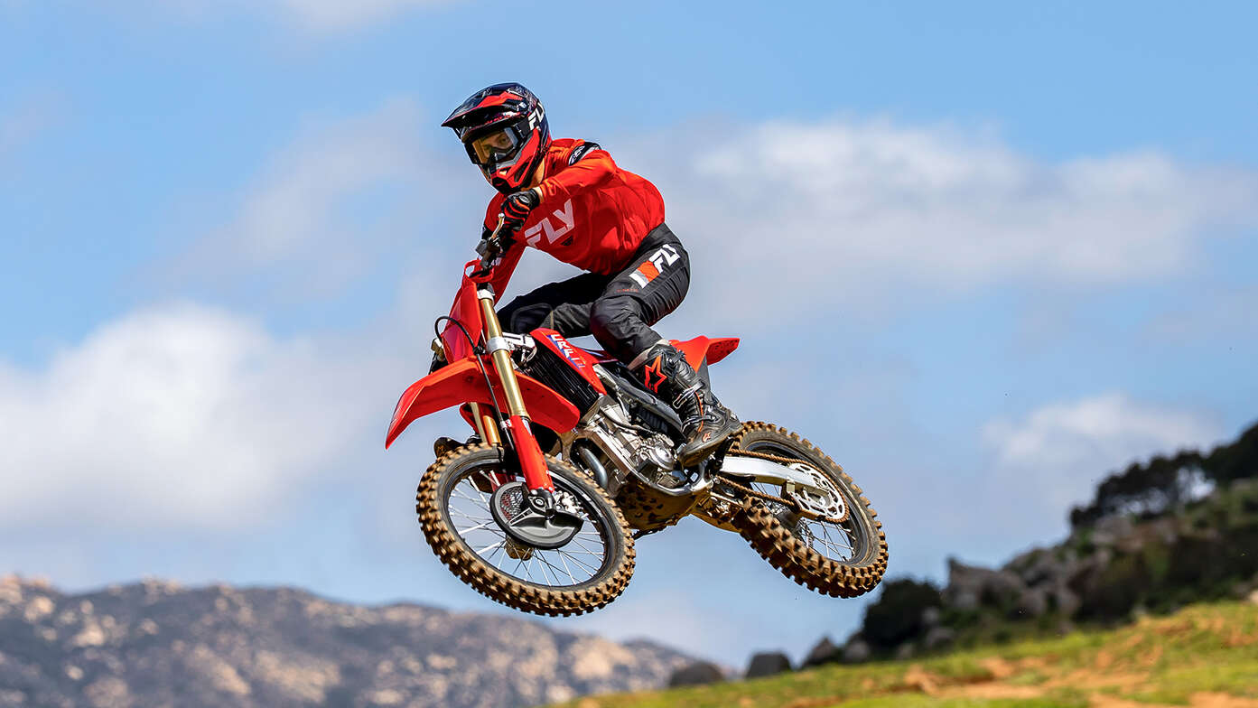 Imagen dinámica CRF450R 2025