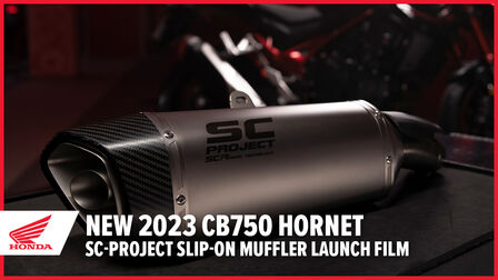 Vídeo de lanzamiento del silencioso de SC-Project para la CB750 Hornet