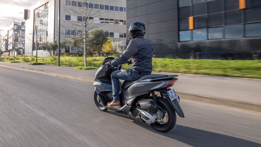 Furioso simbólico cada vez Honda PCX125 | Scooters de Honda | Motocicletas | Scooters y motocicletas  de 125 cc 