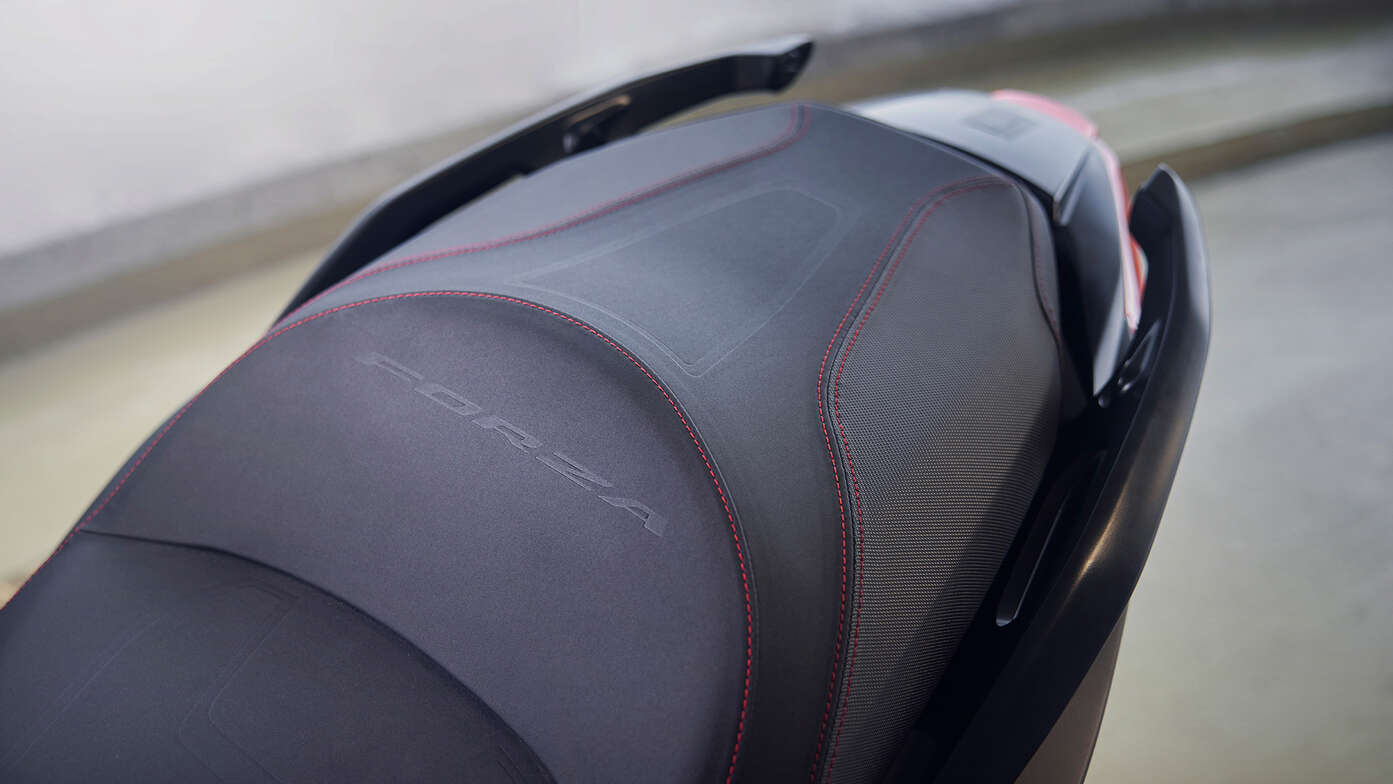 Asiento de edición especial de la Honda Forza 350