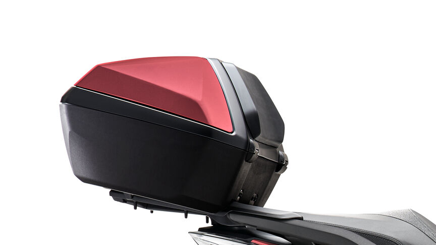 Topbox de la Forza 125.