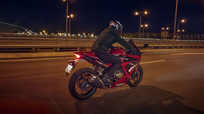 CBR500R Nuestra super sports más pequeña