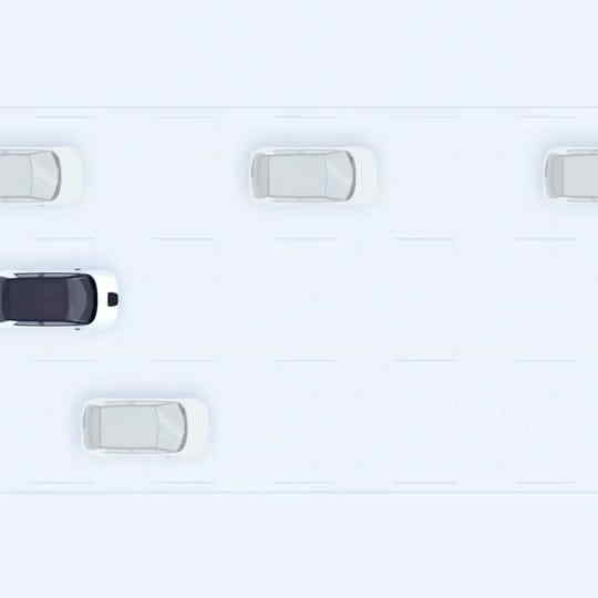 Una vista superior del Honda e que muestra la función de control de crucero adaptativo. 