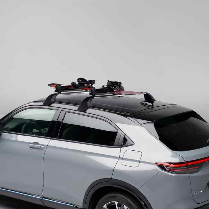 Honda HR-V con fijación para esquís en el techo