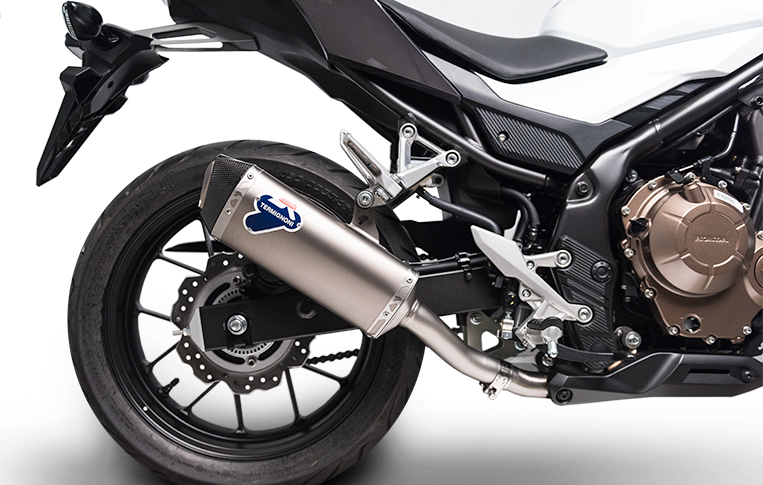 honda CBR 500 parte trasera y tubo de escape