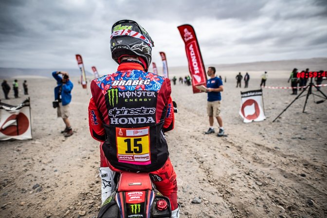 espalda ricky bravec dakar 2019