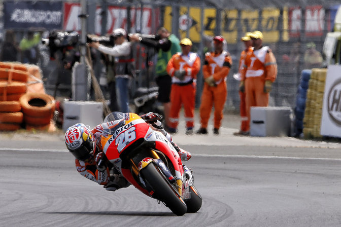 Dani Pedrosa entrando en curva