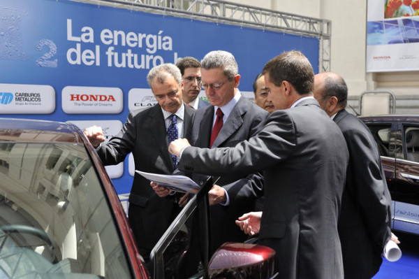 Honda presentó en Madrid y por primera vez en España el FCX Clarity. (Madrid, junio de 2011)  