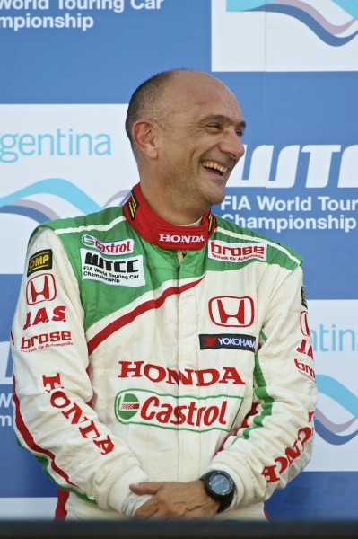 Gabriele Tarquini, 2ª posición en la segunda carrera del WTCC en Argentina 