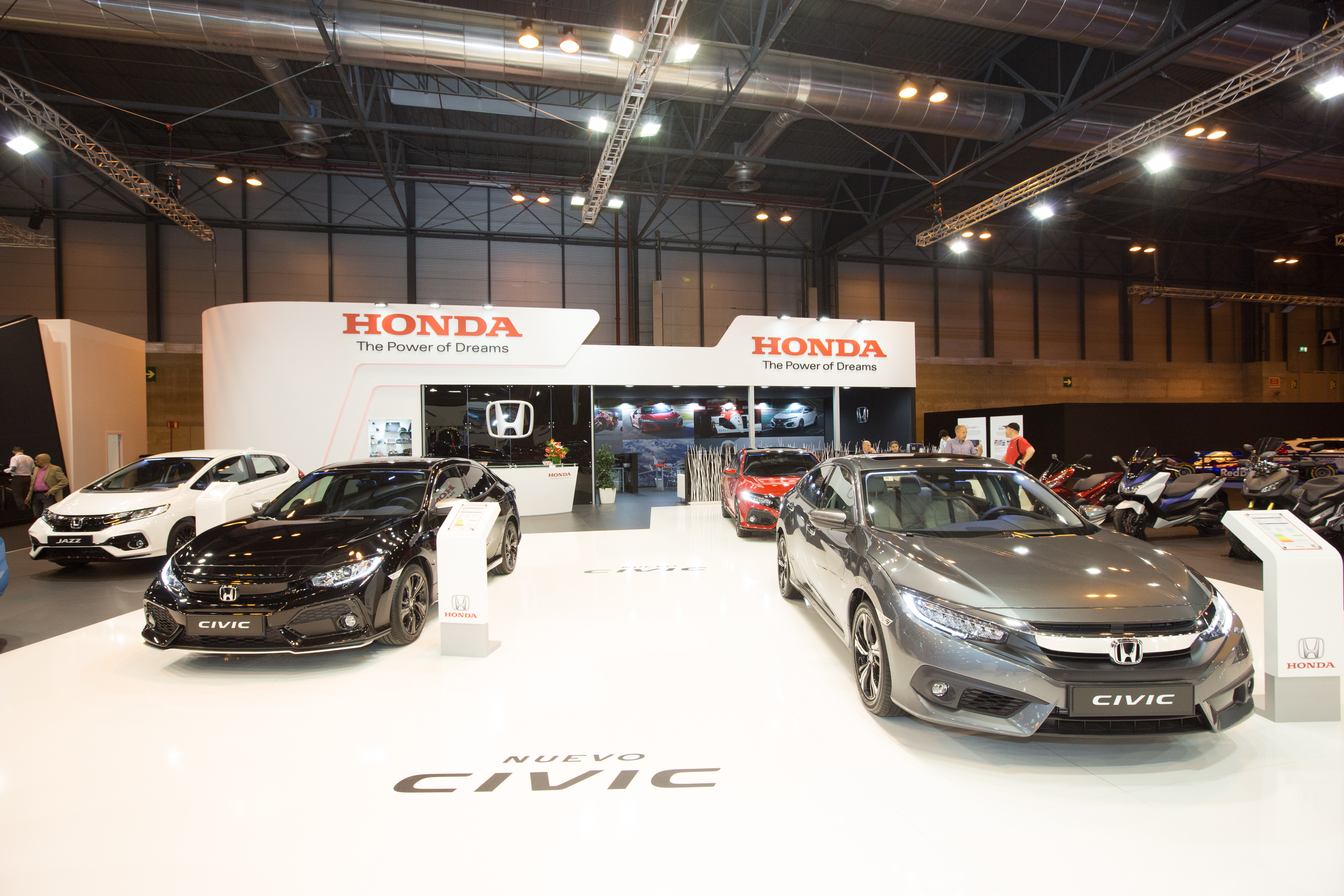 602-honda-llega-al-madrid-auto-2018_civic