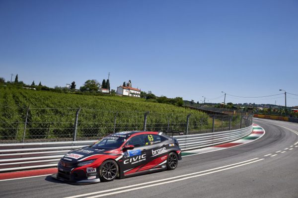 614-esteban-guerrieri-wtcr-honda