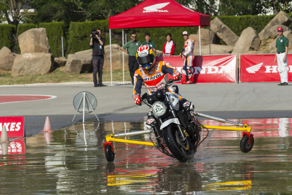 Dani Pedrosa en la frenada sin ABS 