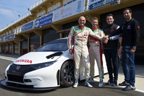 Los 4 pilotos de los 4 Civic WTCC: Gabriele Tarquini, Tiago Monteiro, Norbert Michelisz and Mehdi Bennani 