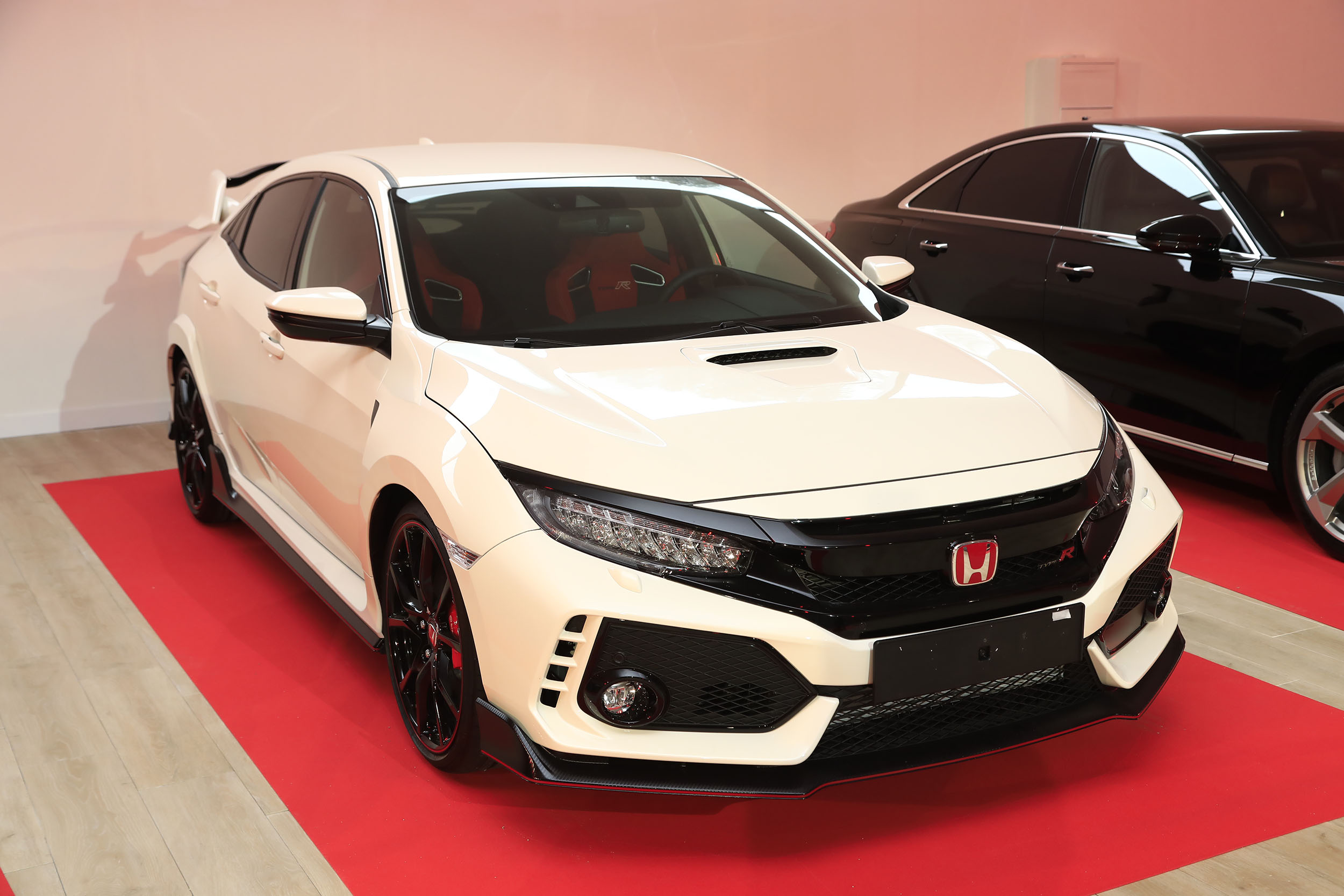 honda-civic-type-r-coche-deportivo-del-ano-en-los-schibsted-motor-awards_civic