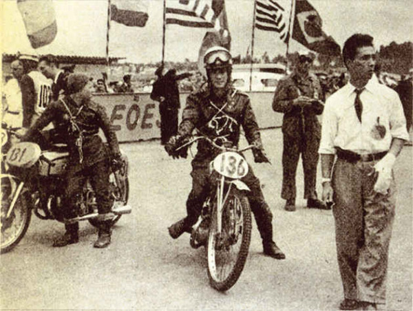 La primera participación de Honda en Isle of Man, en 1954