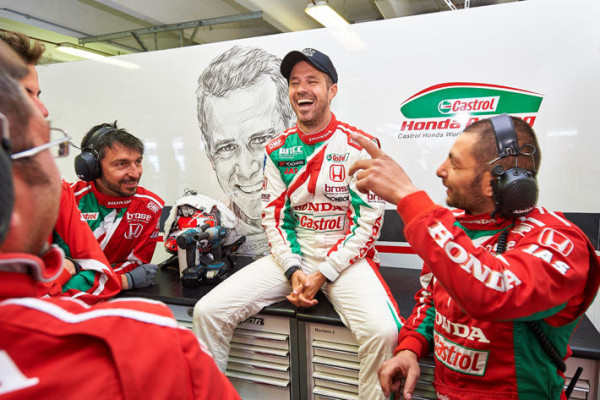 Tiago Monteiro espera repetir los buenos resultados al volante del Civic WTCC
